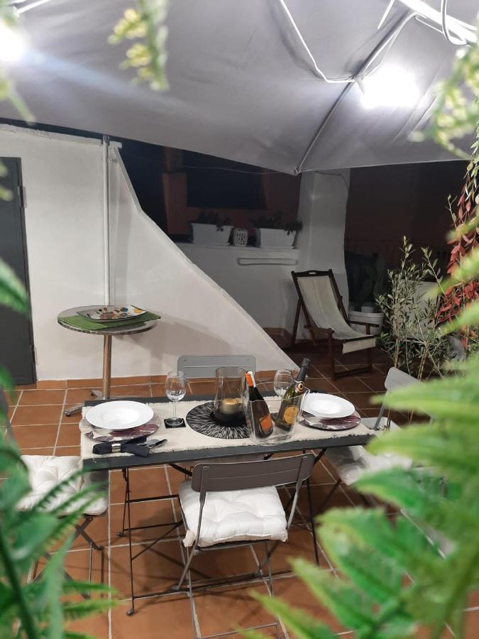 La Giara Blu Apartment Ostuni Luaran gambar